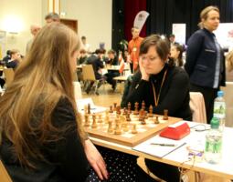 WIM Zsuzsanna Terbe (against Lara Schulze)